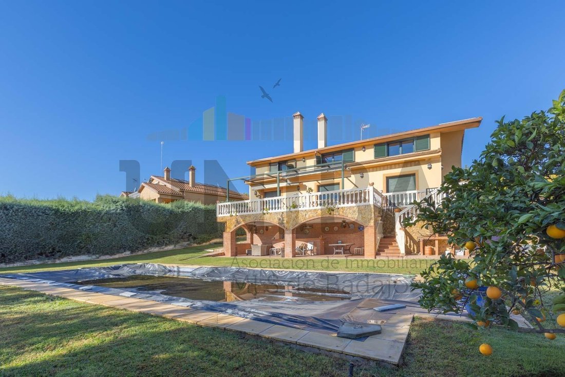 Chalet a Badajoz, Estremadura, Spagna 1 - 16851223