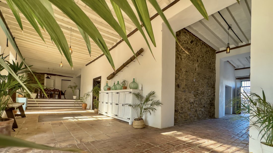 Finca in Ciudad Jardin (District), Malaga, Spain 5 - 16845997
