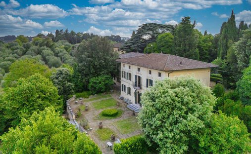 Castle for Sale in Casa Vannini, Tuscany, Italy