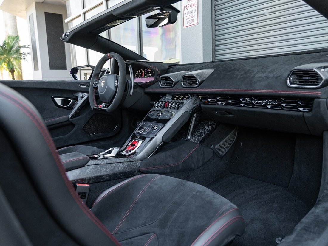 Cabriolet in Naples, FL 2 - 16836765