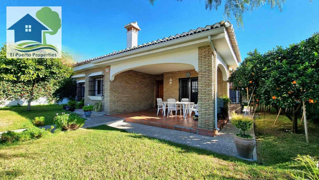 Chalet in El Puerto de Santa María, Andalusia, Spain 1 - 16851172