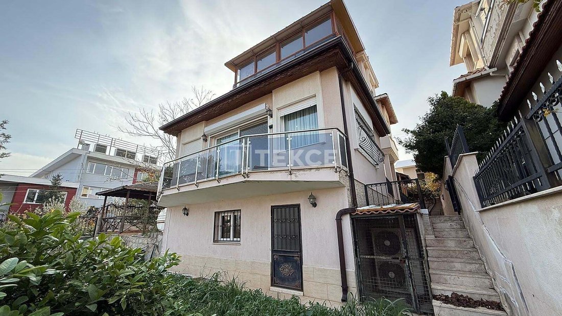 Villa in Yaka, İzmir, Turkey 1 - 16846331