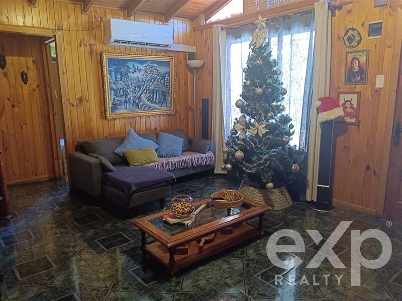 House in Huertos Familiares, Santiago Metropolitan Region, Chile 4 - 16846403
