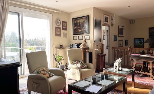 16th C Castle With Outbuildings, Perfectly Renovated