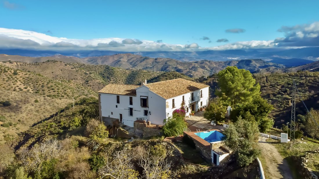 Finca in Ciudad Jardin (District), Malaga, Spain 2 - 16845997