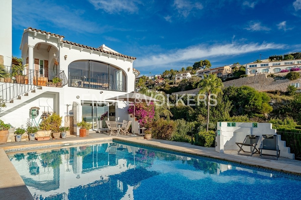 Villa in Benissa, Valencian Community, Spain 1 - 16844758