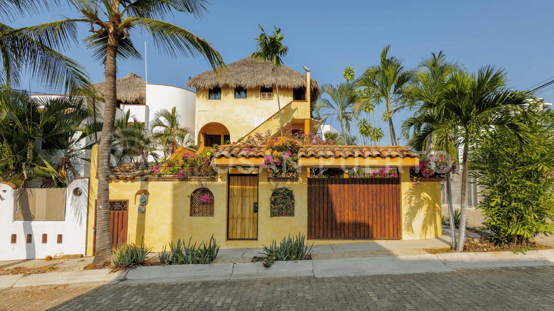 House in Puerto Escondido, Oaxaca, Mexico 1 - 16845518