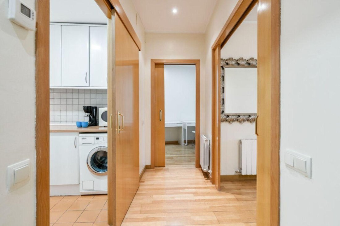 Apartment in Ciutat Vella, Barcelona, Spain 5 - 16848146