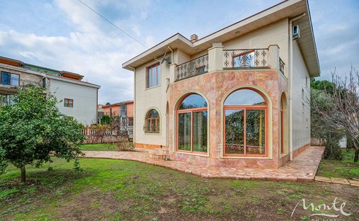Villa in Milovići, Tivat Municipality, Montenegro 1