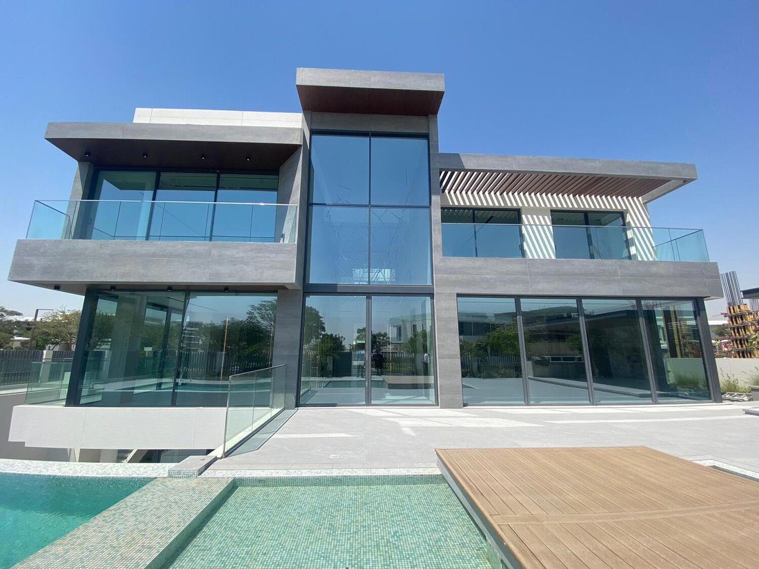 Villa in Hadaeq Sheikh Mohammed Bin Rashid, Dubai, United Arab Emirates 1 - 16710674