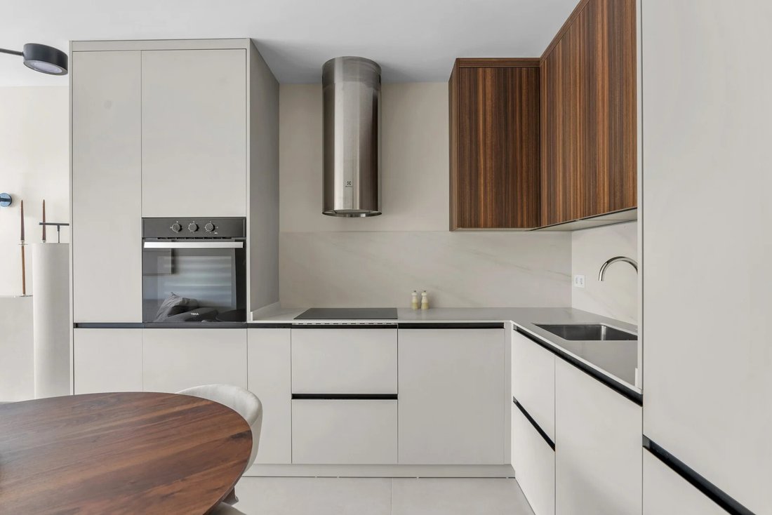 Apartment in Benahavis, Andalusia, Spain 3 - 16861020