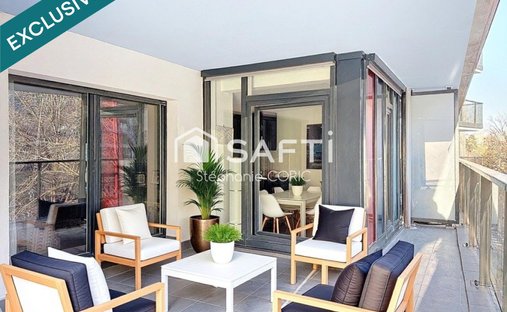 Apartment in Reine-Mairie, Boulogne-Billancourt, France 1
