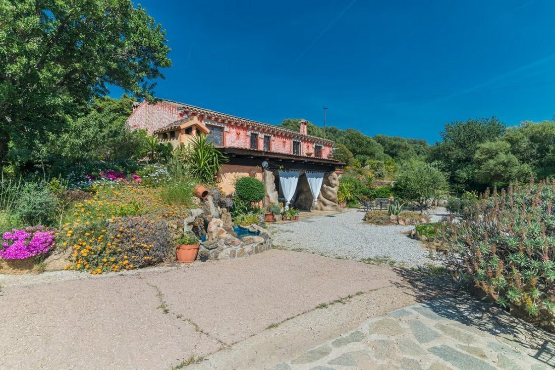 House in Arzachena, Sardinia, Italy 2 - 16862904