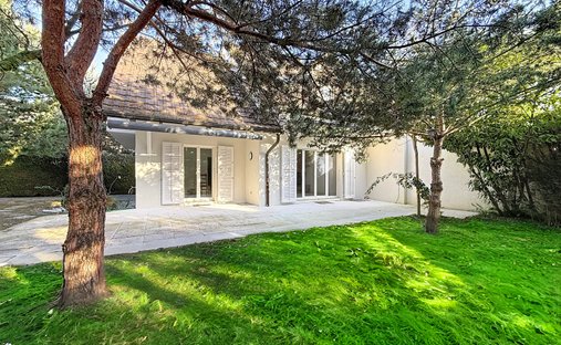 House in Commugny, Vaud, Switzerland 1