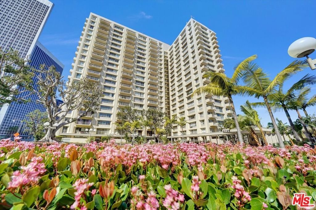 Condo in Los Angeles, California, United States 1 - 16870250