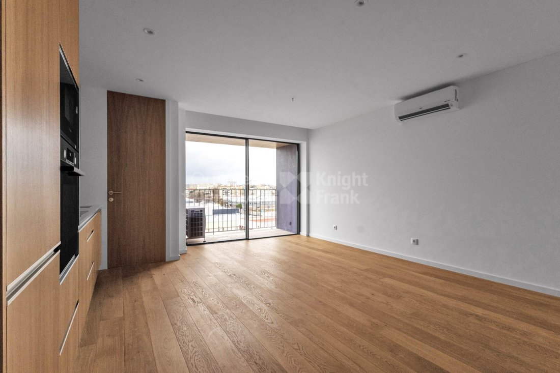Apartment in Matosinhos e Leca da Palmeira, Porto District, Portugal 2 - 16862447