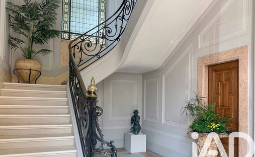 Rural Village Near Fontainebleau, 18 Th Century Estate And Dependencies Surrounded By A 3.8 Hectare P - 4