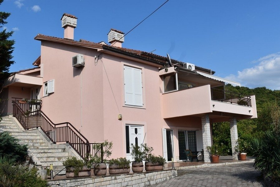 House in Mjesni odbor Luka, Grad Rijeka, Primorje-Gorski Kotar County 4 - 16862215