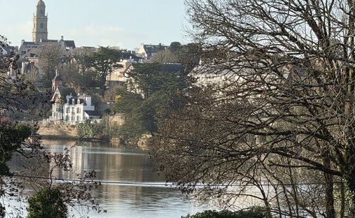 Castle for Sale in Auray, Brittany, France
