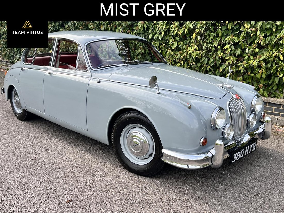 Sedan in Pulborough, United Kingdom 3 - 16862848