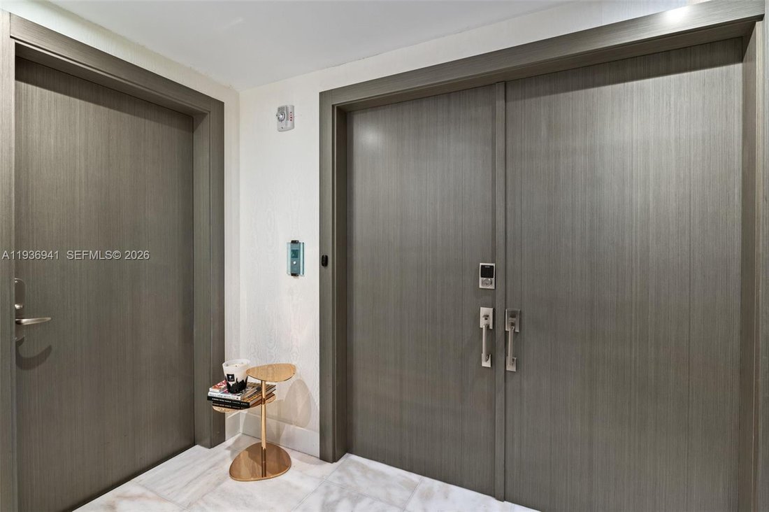 Condo in Miami, Florida, United States 2 - 16871194