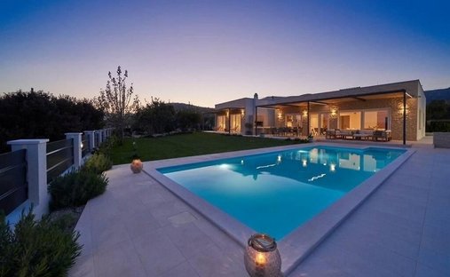 Villa in Kaštel Lukšić, Gespanschaft Split-Dalmatien, Kroatien 1