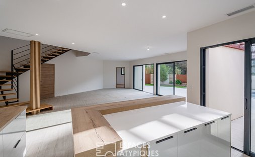 Castle for Sale in Narbonne, Occitanie, France