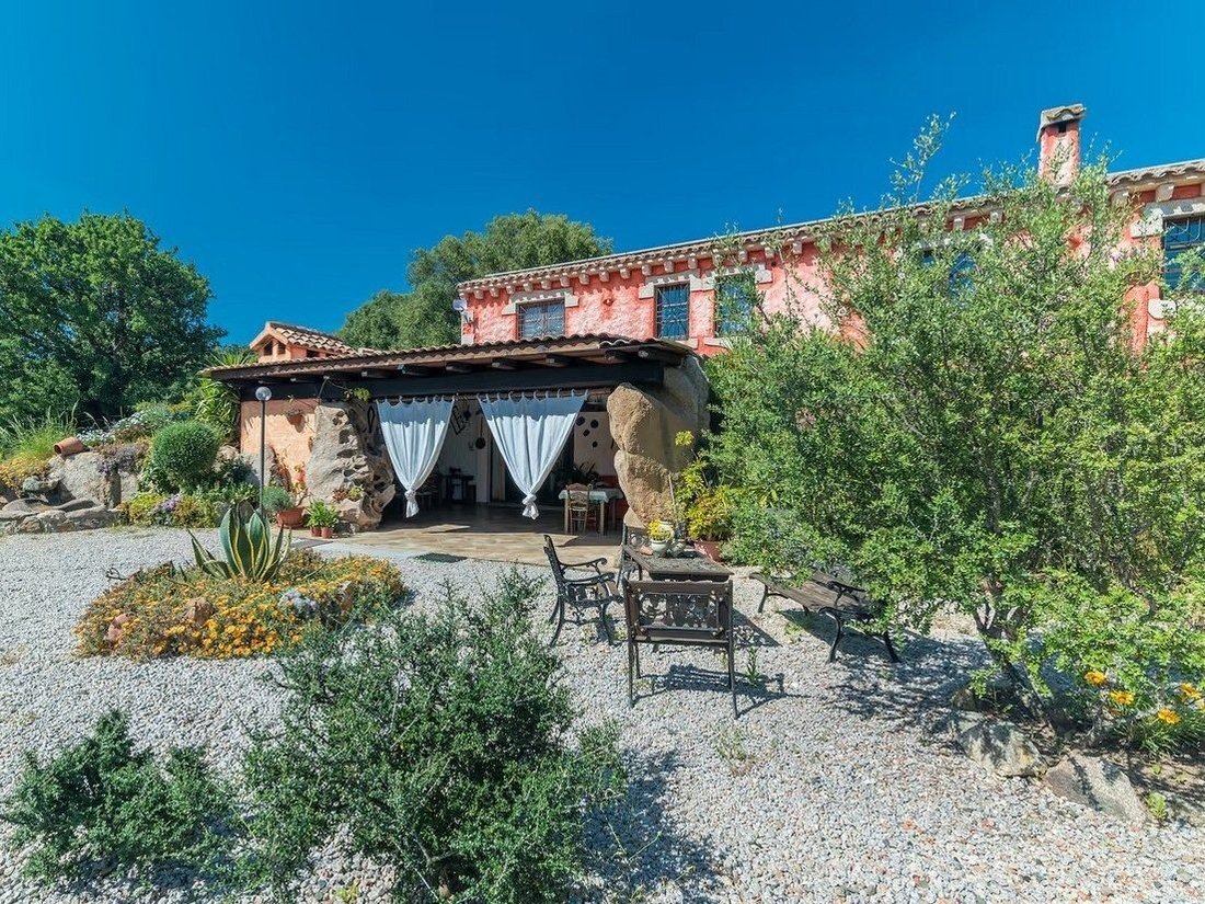 House in Arzachena, Sardinia, Italy 3 - 16862904