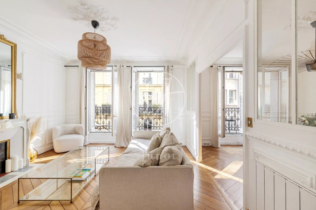 Apartment in Paris, Île-de-France, France 1 - 16533505