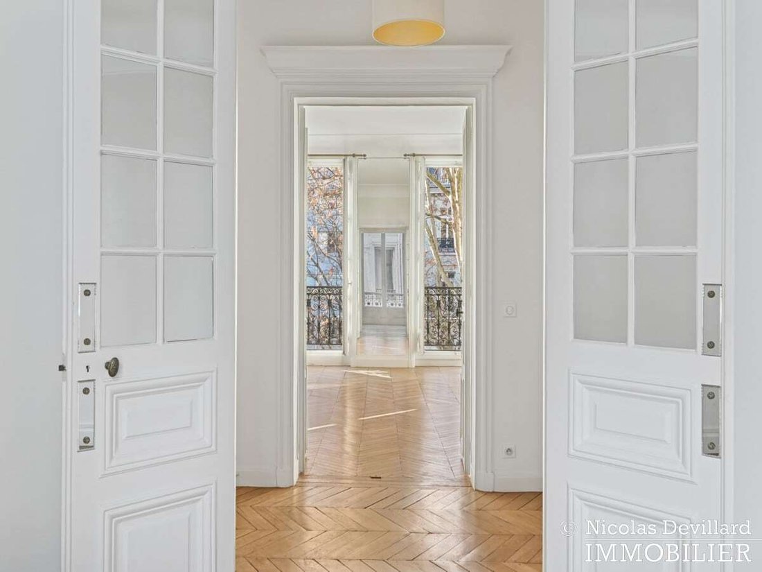 Apartment in Triangle d'Or, Paris 8e Arrondissement, Paris 1 - 16861949