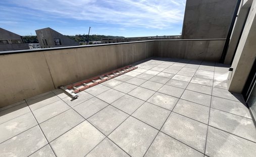 Superb 18th Century Château With C. 12 Ha Of Land