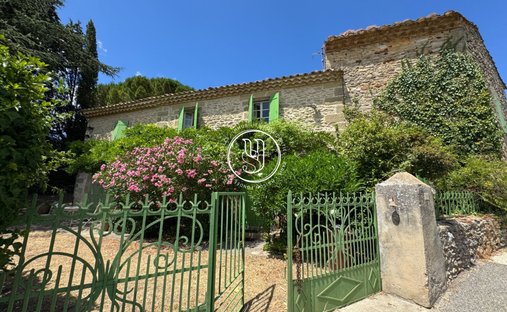 Absolute Tranquillity In The Heart Of The Countryside