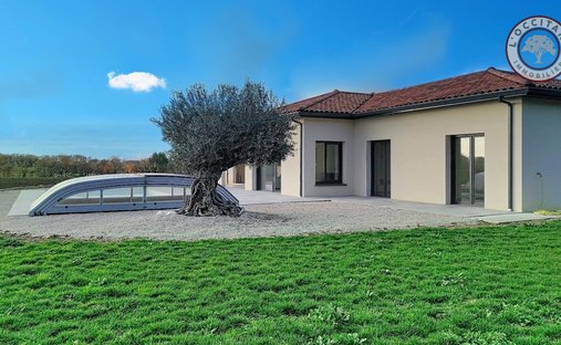 14th C. Chateau With A House