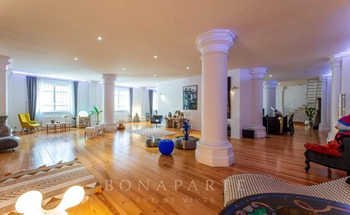 Castle for Sale in Pau, Nouvelle-Aquitaine, France