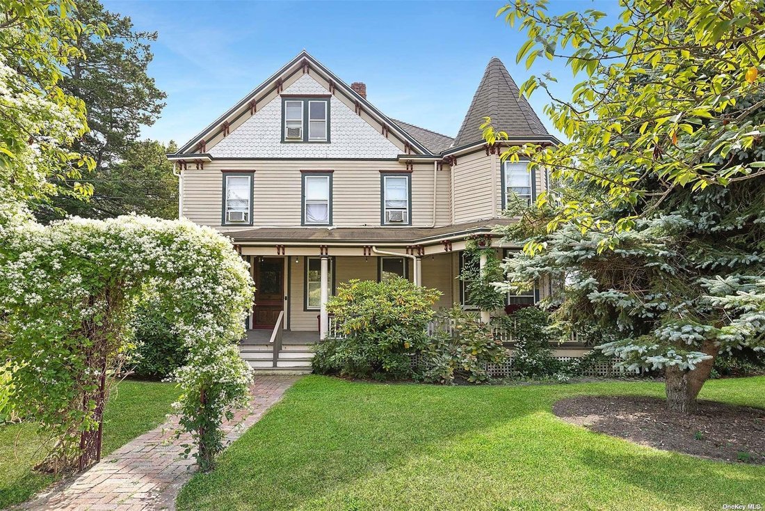 House in Greenport West, New York, United States 1 - 14987125