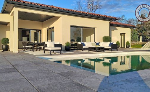 14th C. Chateau With A House