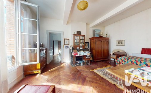 Early 20th Century Character Château In The Heart Of The Quercy Blanc