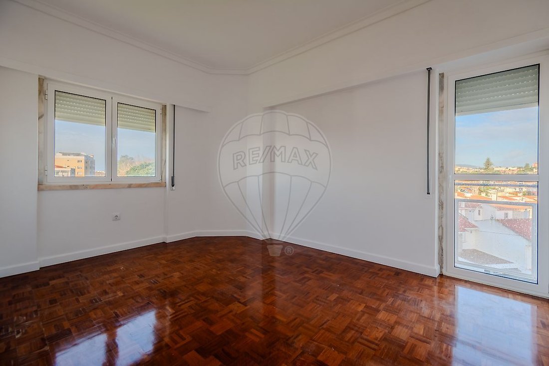 Apartment in Carcavelos e Parede, Lisbon, Portugal 5 - 16875499