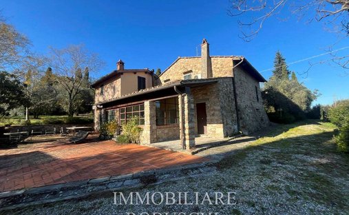 Castle for Sale in Florence, Tuscany, Italy