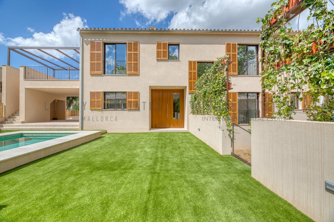 Villa in Calvia, Balearic Islands, Spain 1 - 16880944