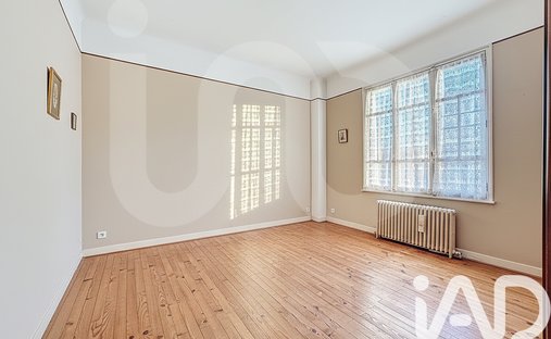 Castle for Sale in Toulouse, Occitanie, France