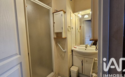 A 19th Century Hotel Château, Restaurant And Outbuilding In Two Hectares Of Grounds Near