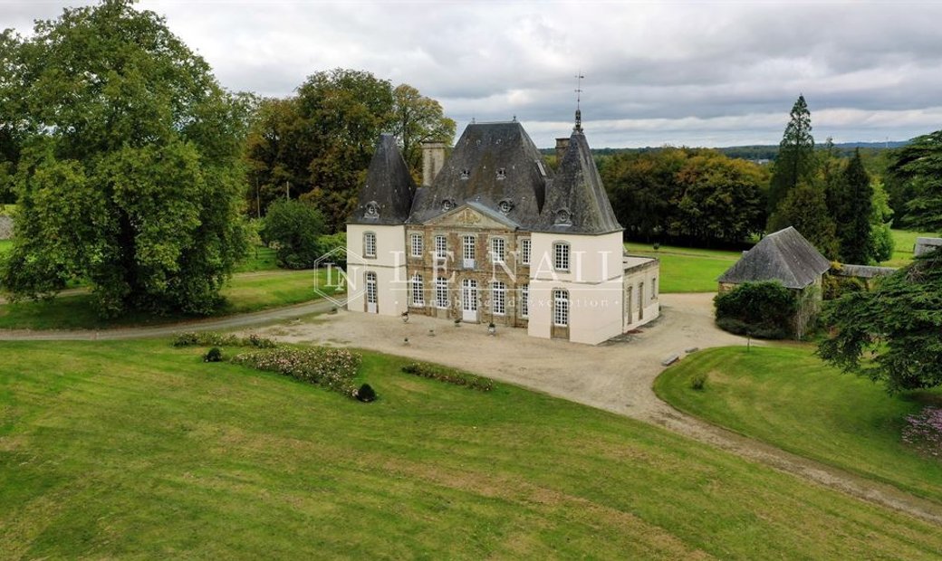 Elegant 17th And 18th C. For Sale In Normandy, 35 Km From The Sea
