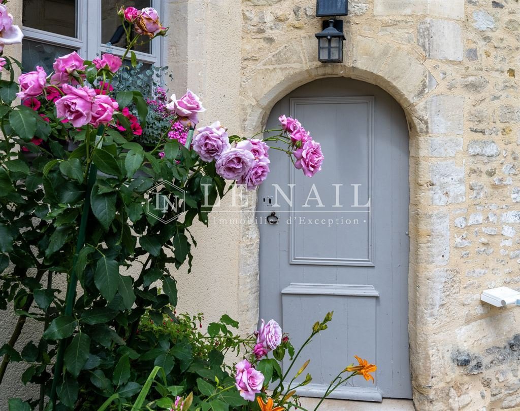 Estate in Bayeux, Normandy, France 2 - 15271194
