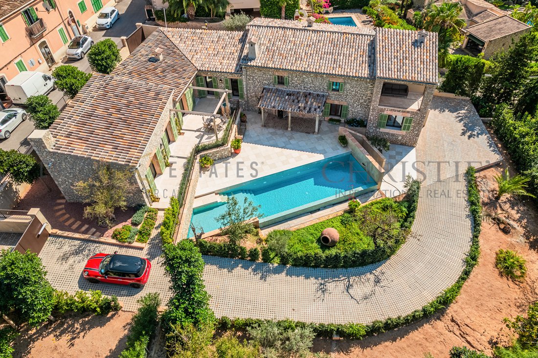 Villa in es Capdella, Calvia, Balearic Islands 1 - 16880356
