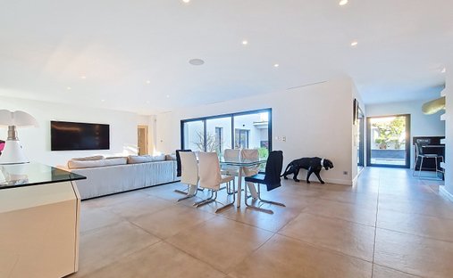 Castle for Sale in Narbonne, Occitanie, France