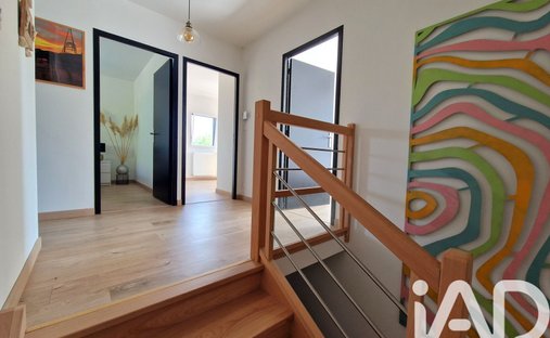 Vendée (85) 18th Century Listed Chateau Estate Of 42 Hectares