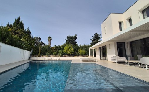 Castle for Sale in Narbonne, Occitanie, France