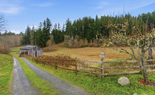 House in Poulsbo, Washington, United States 1