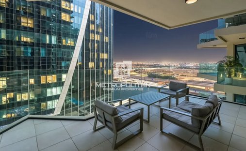 Apartment in Abu Dhabi, Abu Dhabi, United Arab Emirates 1